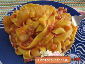tagliatelle ragu di patate