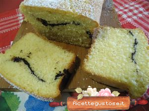 plumcake amaretti