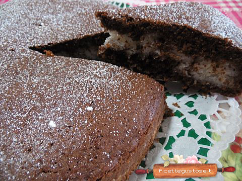 Torta cacao con cuore di cocco