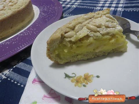 Torta della nonna nocciole e panna