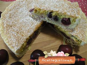 crostata di ciliegie in crosta di mandorle