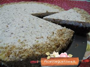 Torta di cioccolato e nocciole