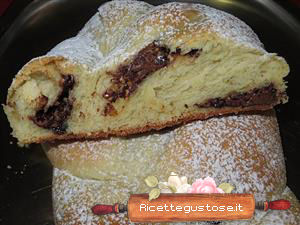 treccia al cioccolato