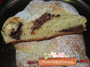 Pan brioche al cacao e gocce di cioccolato