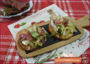 crostini bresaola di tonno