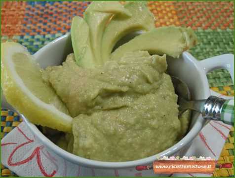 hummus di ceci e avocado