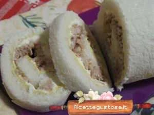 rotolini pancarrè ricotta e tonno ricetta