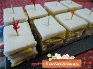 sandwich frittata e pesto rosso ricetta