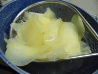 spiedini di pancarrè salmone patate e primo sale immagine 1