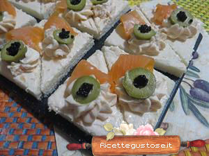 Tartine con crema al salmone