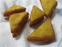Tramezzini di pan carre fritti