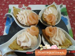bucce di patate fritte gustose