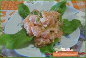 tartare salmone con erba cristallina
