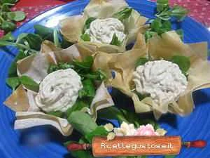cestini pasta fillo tonno ricotta carciofini ricetta