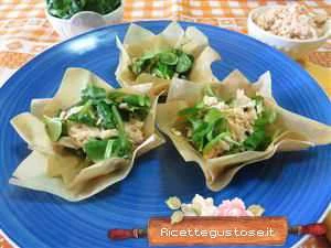 cestini pasta fillo al salmone ricetta