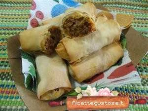 rustici pasta fillo macinato e salsiccia ricetta
