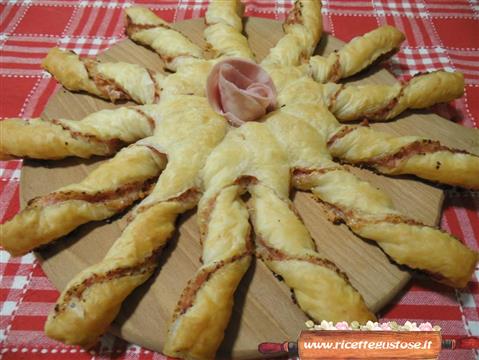 Raggi di sole con pasta sfoglia