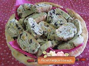 cantucci salati pistacchio olive