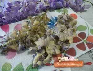 fiori di glicine fritti in pastella ricetta