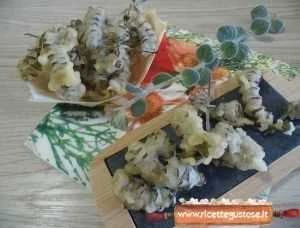Fiori di origano dictamo in tempura ricetta