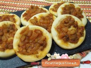 ricetta pizzette alle melanzane