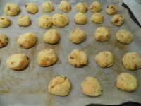 sfizi di patate e salame al forno immagine 7
