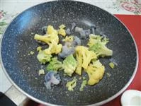 Uova ripiene al cavolfiore immagine 2