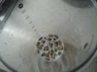 waffle salati pistacchio speck e cavolini immagine 1