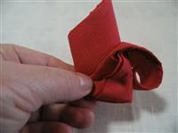 piegare tovaglioli forma di cigno immagine 6