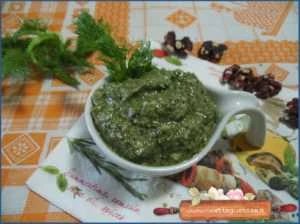 pesto barba di finocchi noci rosse