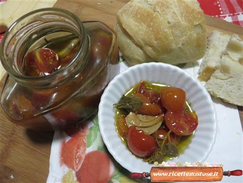 Pomodori ciliegino aromatici sott' olio