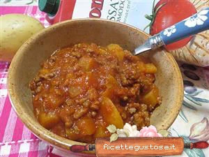 ragu carne e patate