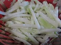 zucchine spinose sott'olio immagine 3
