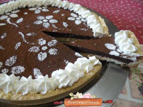 Crostata al cioccolato fondente e al latte