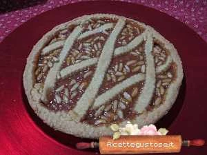 crostata marmelata cachi e pinoli