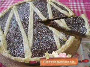crostata alla ricotta nutella e nocciole