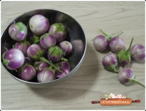 Raccolto di melanzane Lao Lavender
