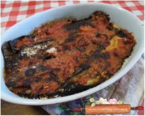 parmigiana di melanzane al caprino ricetta facile