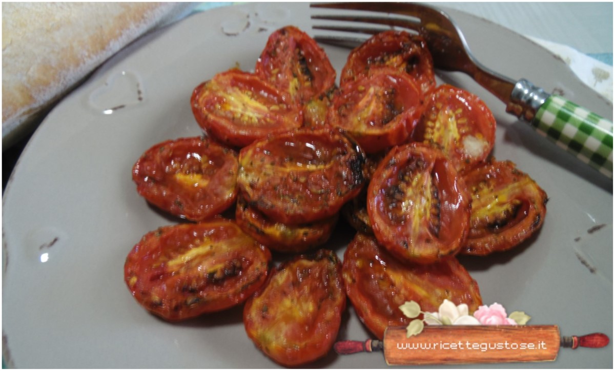 Pomodorini confit cotti in friggitrice ad aria