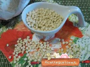 fregola o fregula sarda fatta in casa