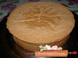 ricetta pan di spagna alle nocciole