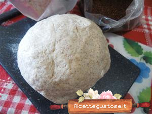 pasta brisee farina di quinoa rossa