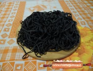 pasta kataifi nero di seppia ricetta