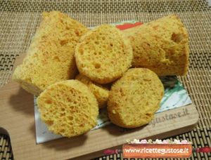 spugna salata al microonde alla curcuma