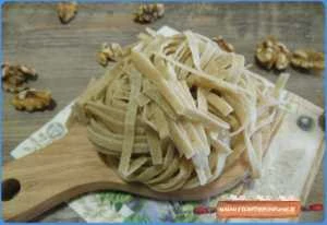 tagliatelle alle noci ricetta