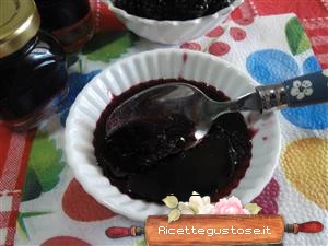 ricetta gelatina di more selvatiche