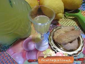 limoncello fatto in casa ricetta