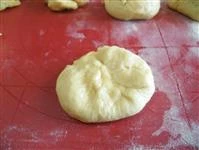 Formatura delle palline di brioche