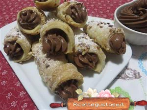 cornetti sfoglia nutella ricetta