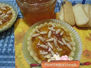 crostatine marmellata di zucca e pinoli